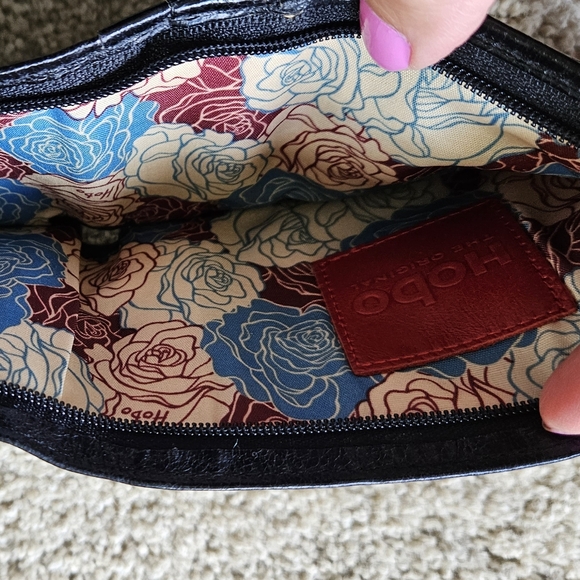 Hobo - Picture 4 of 5